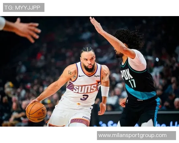 狄龙上半场表现抢眼8中3贡献7分1板3助2断成功对抗杨瀚森